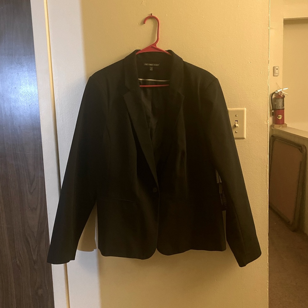 Women’s Black Suit Jacket